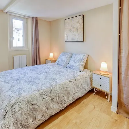 Place De L'equerre - 3 Bedroom